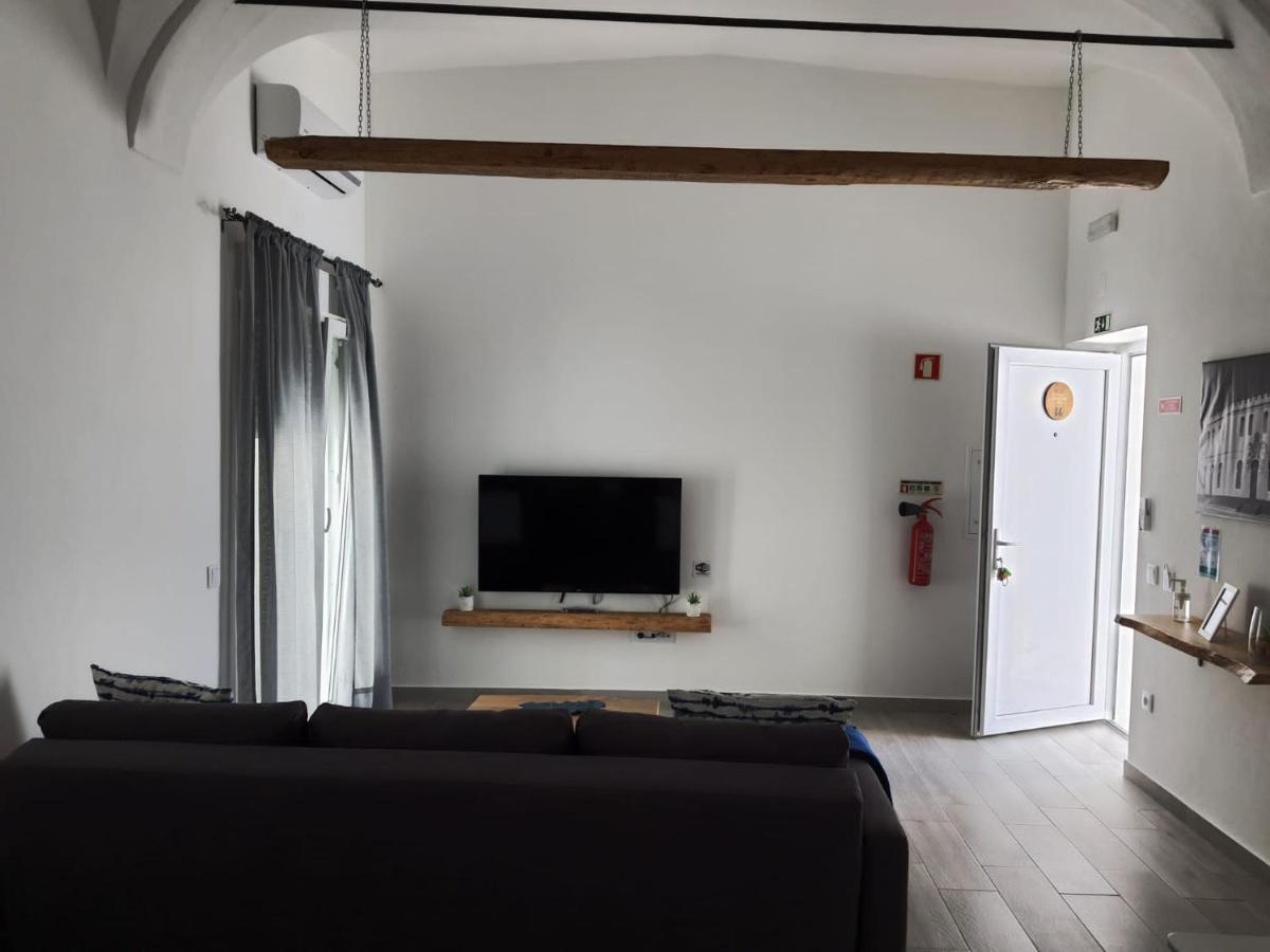 Casinhas Da Avo Aura Aparthotel Reguengos de Monsaraz Bagian luar foto