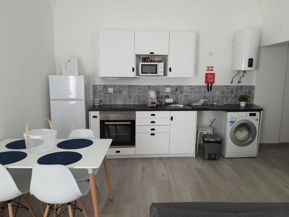 Casinhas Da Avo Aura Aparthotel Reguengos de Monsaraz Bagian luar foto